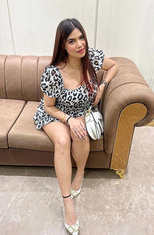 call girls and female escort